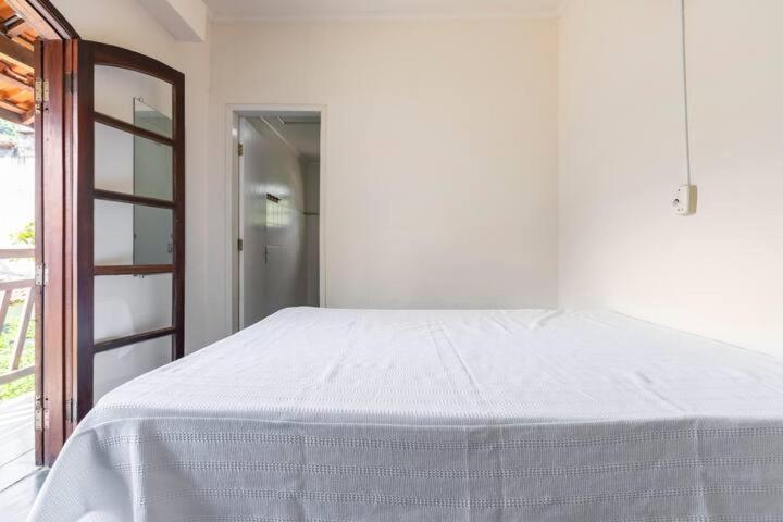 Casa Com 6 Suites, Piscina E Estacionamento *